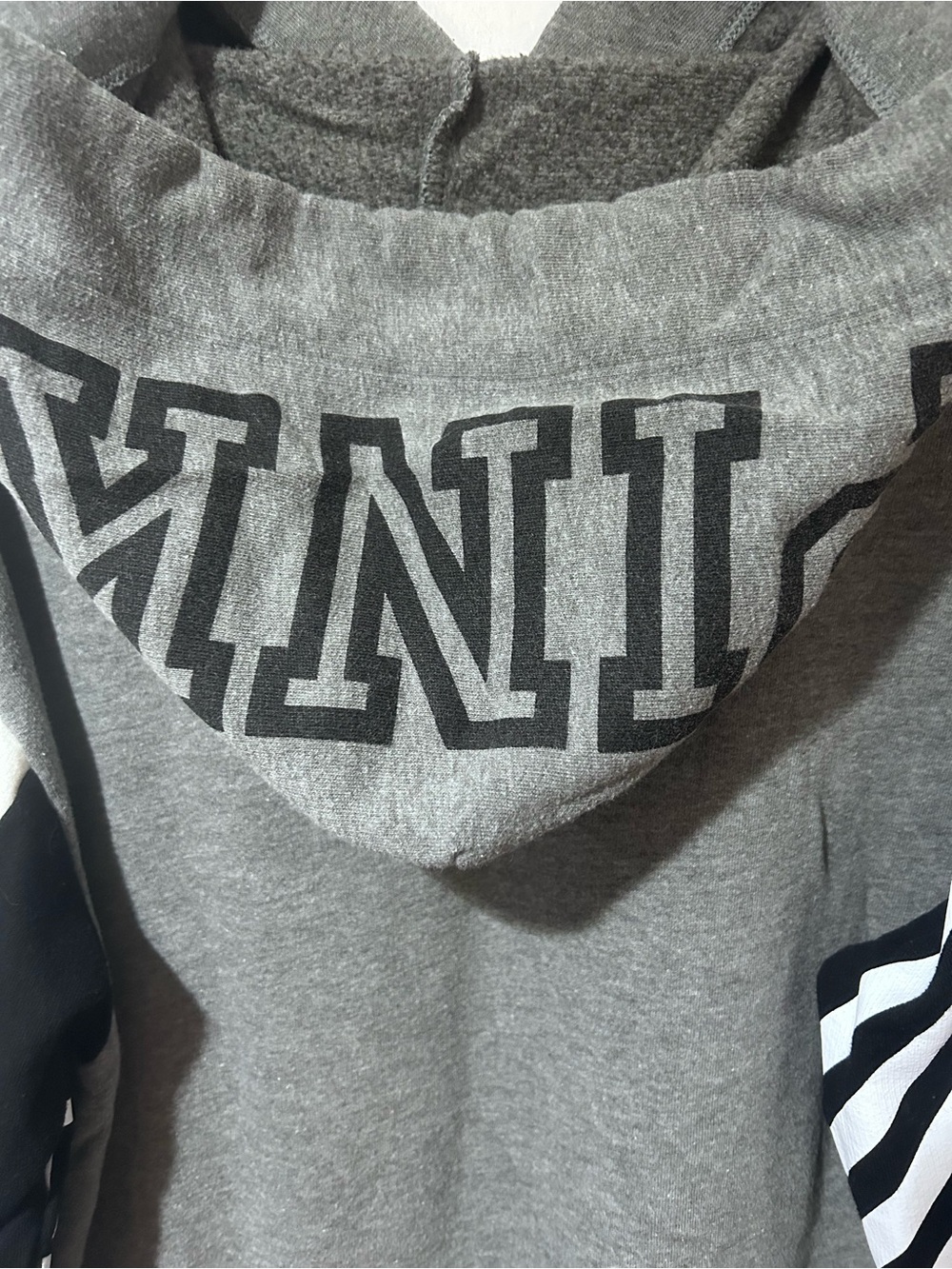 PINK Victoria's Secret Gray Colorblock Pullover Hoodie - Picture 5 of 11